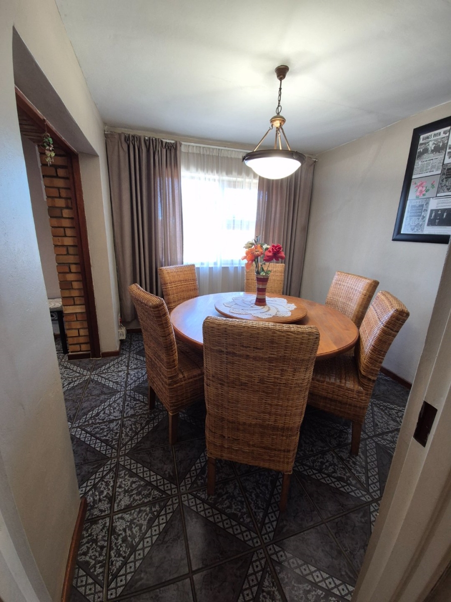 5 Bedroom Property for Sale in Motherwell Eastern Cape